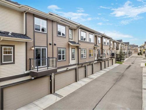 949 Mckenzie Towne Manor Se, Calgary, AB - Outdoor With Balcony With Exterior