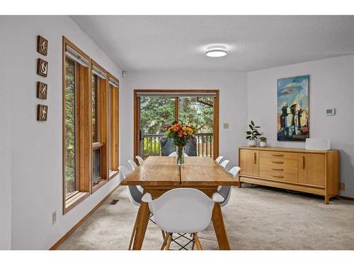 13 Riverview Place, Canmore, AB - Indoor Photo Showing Dining Room