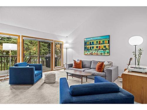 13 Riverview Place, Canmore, AB - Indoor Photo Showing Living Room