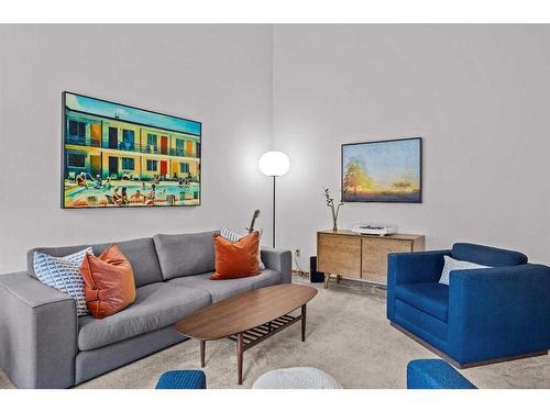 13 Riverview Place, Canmore, AB - Indoor Photo Showing Living Room