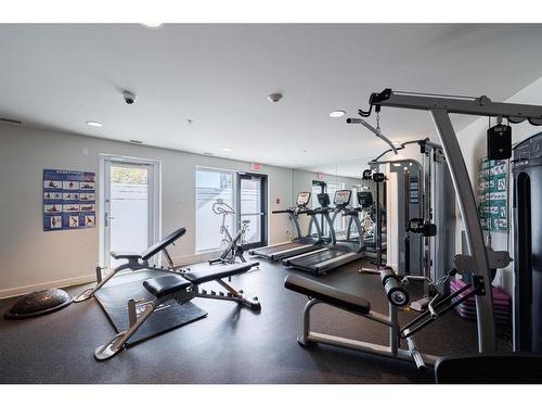 1504-303 13 Avenue Sw, Calgary, AB - Indoor Photo Showing Gym Room