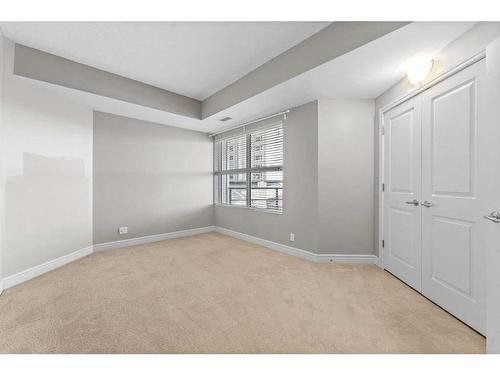 401-110 7 Street Sw, Calgary, AB - Indoor Photo Showing Other Room