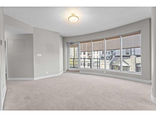 401-110 7 Street Sw, Calgary, AB - Indoor Photo Showing Other Room