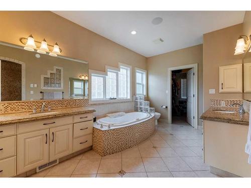 63059A Township Road 382, Rural Clearwater County, AB - Indoor Photo Showing Bathroom