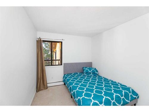 312-1919 36 Street Sw, Calgary, AB - Indoor Photo Showing Bedroom