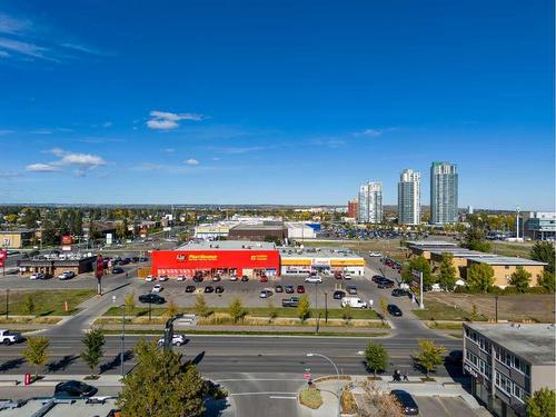 312-1919 36 Street Sw, Calgary, AB - Outdoor With View