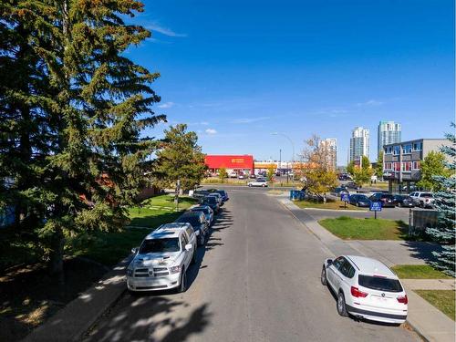 312-1919 36 Street Sw, Calgary, AB - Outdoor With View