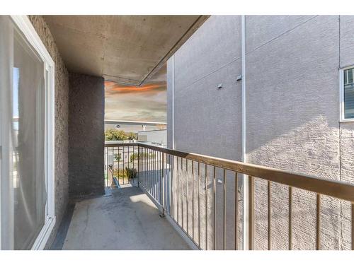 302-1824 11 Avenue Sw, Calgary, AB -  With Balcony With Exterior