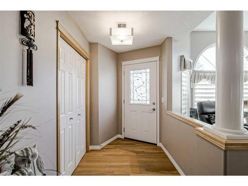 414 Sierra Madre Court Sw, Calgary, AB - Indoor Photo Showing Other Room