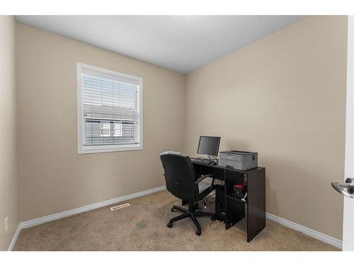 3904-1001 8 Street Nw, Airdrie, AB - Indoor Photo Showing Other Room