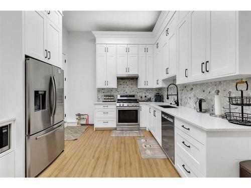 580 Marine Drive Se, Calgary, AB - Indoor Photo Showing Kitchen