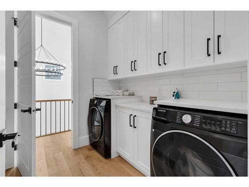 580 Marine Drive Se, Calgary, AB - Indoor Photo Showing Laundry Room