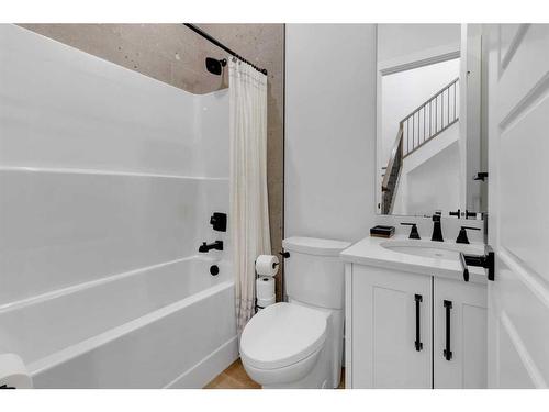 580 Marine Drive Se, Calgary, AB - Indoor Photo Showing Bathroom