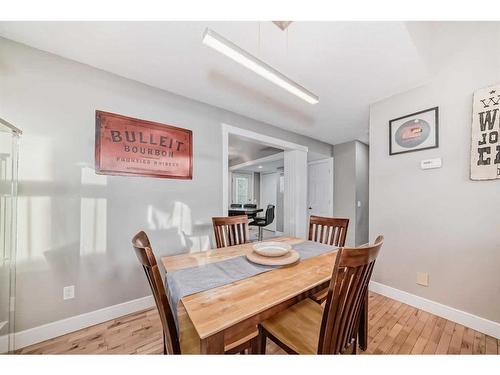 428 Brae Glen Crescent Sw, Calgary, AB - Indoor Photo Showing Dining Room