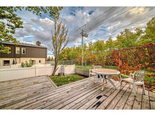 428 Brae Glen Crescent Sw, Calgary, AB - Outdoor With Deck Patio Veranda