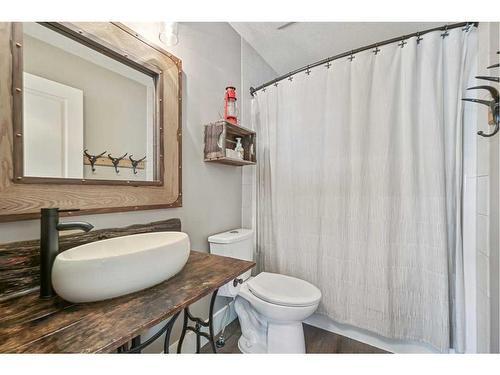 153 West Creek Springs, Chestermere, AB - Indoor Photo Showing Bathroom