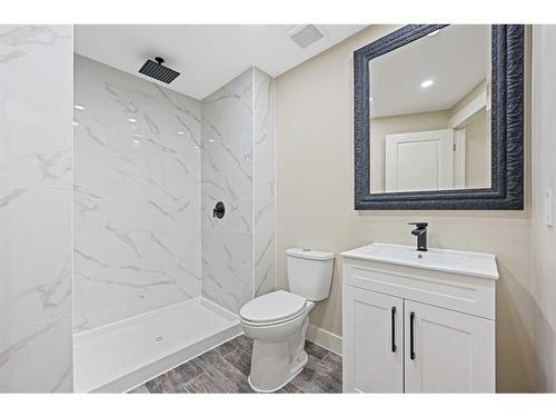 153 West Creek Springs, Chestermere, AB - Indoor Photo Showing Bathroom