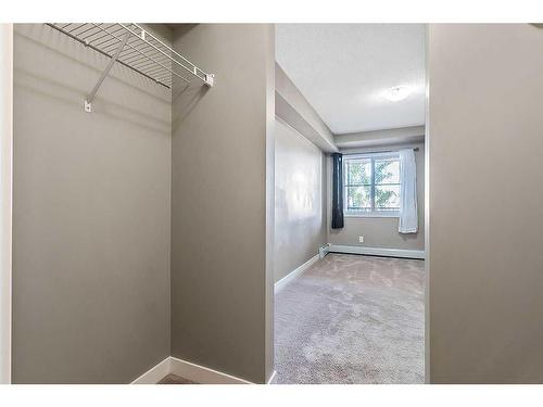 1310-81 Legacy Boulevard Se, Calgary, AB - Indoor