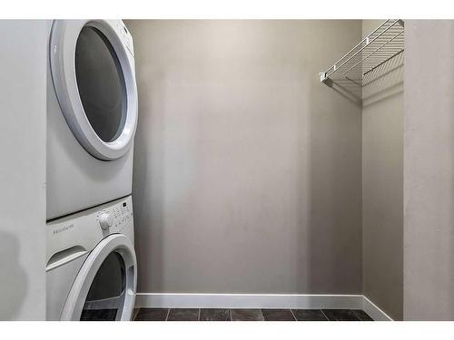 1310-81 Legacy Boulevard Se, Calgary, AB - Indoor Photo Showing Laundry Room