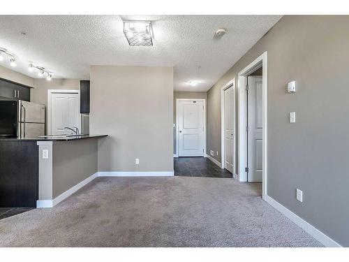 1310-81 Legacy Boulevard Se, Calgary, AB - Indoor Photo Showing Other Room