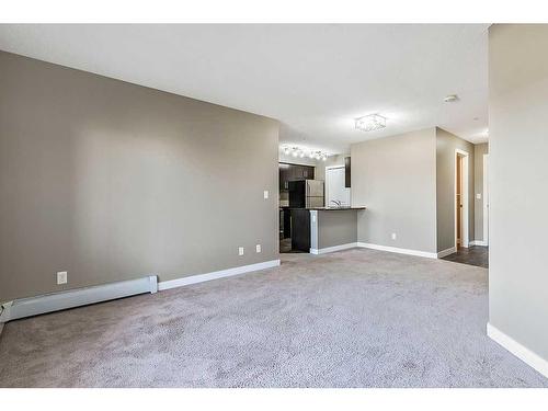 1310-81 Legacy Boulevard Se, Calgary, AB - Indoor Photo Showing Other Room