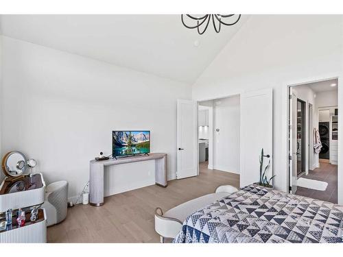 653 Quarry Way Se, Calgary, AB - Indoor Photo Showing Bedroom