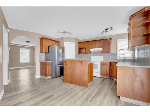 37 Taralake Terrace Ne, Calgary, AB - Indoor Photo Showing Kitchen