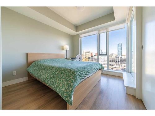 1102-1122 3 Street Se, Calgary, AB - Indoor Photo Showing Bedroom