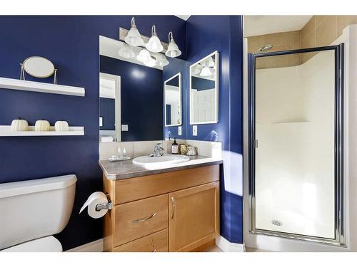 99 Bridleridge Crescent Sw, Calgary, AB - Indoor Photo Showing Bathroom