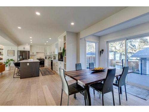 1128 Lake Sylvan Drive Se, Calgary, AB - Indoor Photo Showing Dining Room