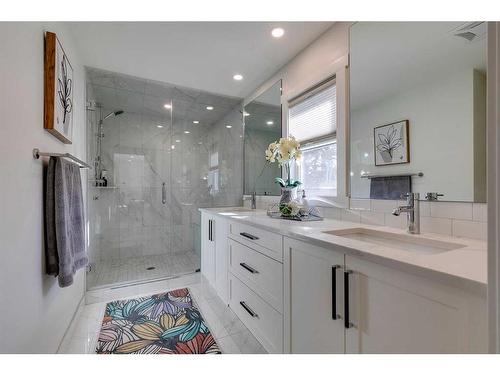 1128 Lake Sylvan Drive Se, Calgary, AB - Indoor Photo Showing Bathroom