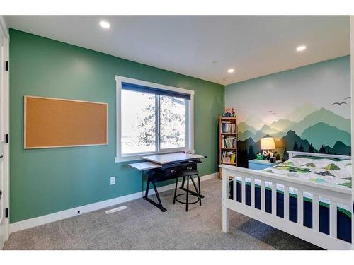 1128 Lake Sylvan Drive Se, Calgary, AB - Indoor Photo Showing Other Room