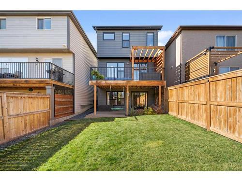 22 Cranbrook Close Se, Calgary, AB 