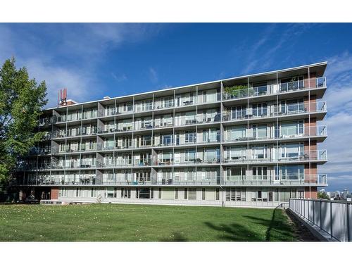 203-3204 Rideau Place Sw, Calgary, AB - Outdoor With Facade