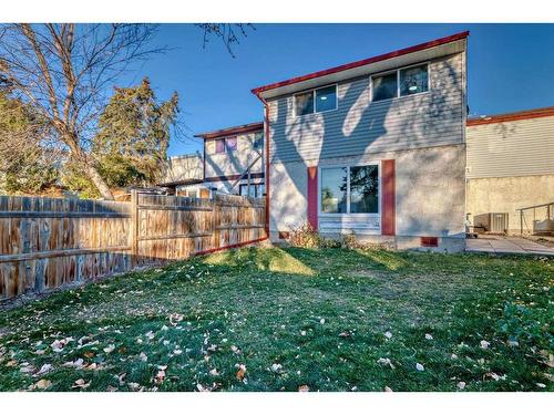 522 43 Street Se, Calgary, AB - Outdoor