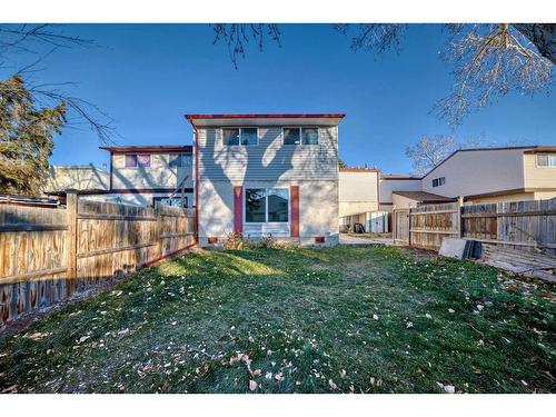 522 43 Street Se, Calgary, AB - Outdoor