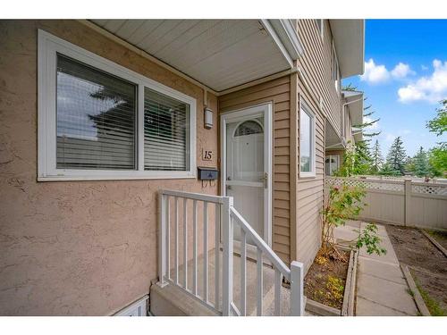 15-5520 1 Avenue Se, Calgary, AB - Outdoor With Exterior