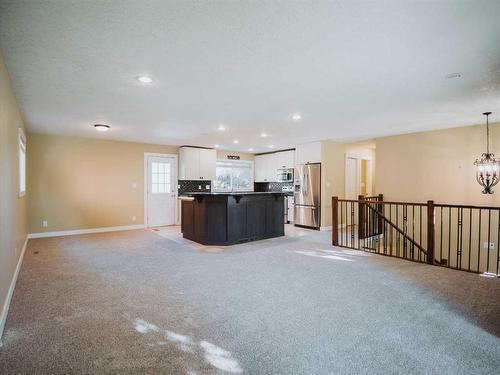 572 Parkridge Drive Se, Calgary, AB - Indoor