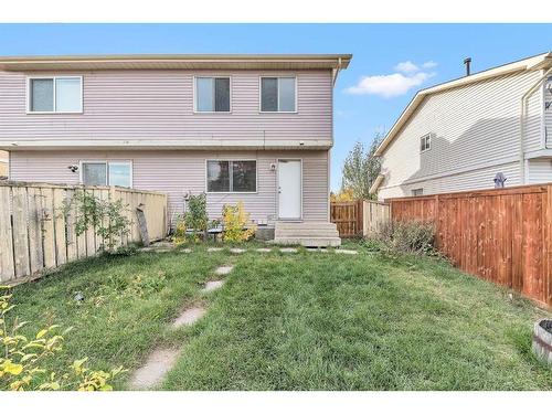 231 Sandstone Road Nw, Calgary, AB - Outdoor