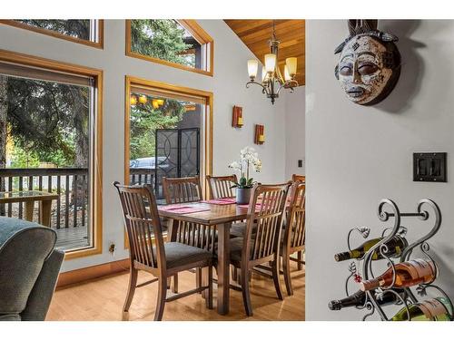 20 Pinewood, Canmore, AB - Indoor Photo Showing Dining Room