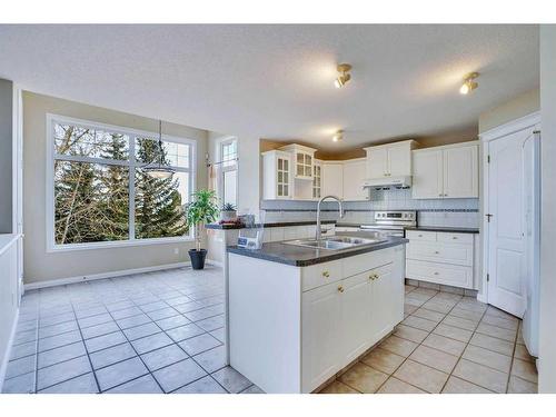 295 Hamptons Drive Nw, Calgary, AB 