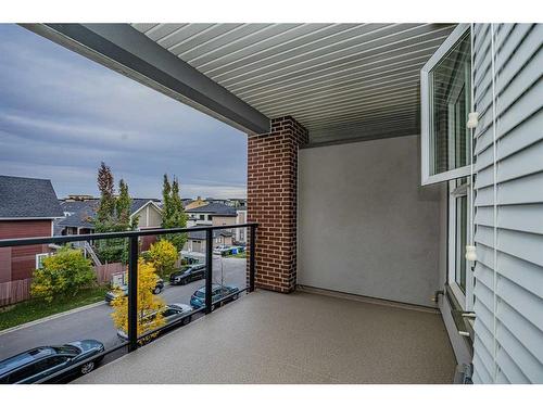 3318-95 Burma Star Road Sw, Calgary, AB - Outdoor With Balcony With Exterior