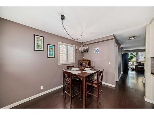 554 Whitehill Place Ne, Calgary, AB - Indoor Photo Showing Dining Room