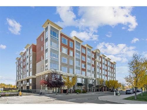 303-35 Inglewood Park Se, Calgary, AB - Outdoor With Facade