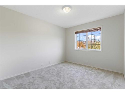 3186 Signal Hill Drive Sw, Calgary, AB - Indoor Photo Showing Other Room