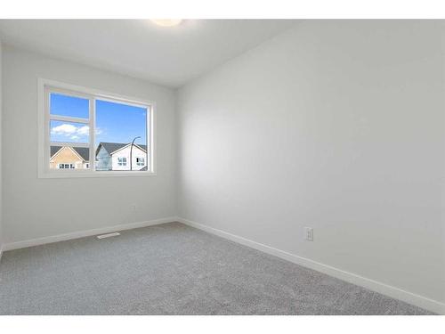 459 Tekarra Drive Nw, Calgary, AB - Indoor Photo Showing Other Room