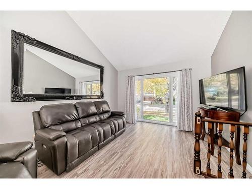 14112 Deer Ridge Drive Se, Calgary, AB - Indoor Photo Showing Living Room