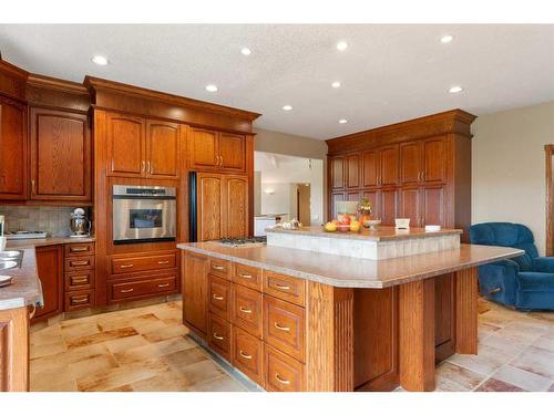 53265 Twp Rd 283A, Rural Rocky View County, AB - Indoor Photo Showing Kitchen