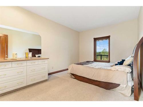 53265 Twp Rd 283A, Rural Rocky View County, AB - Indoor Photo Showing Bedroom