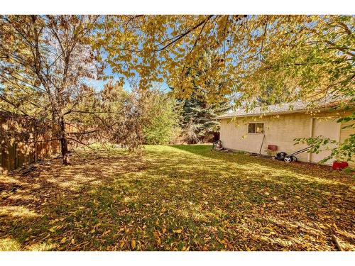 5044 Dalhart Road Nw, Calgary, AB - Outdoor